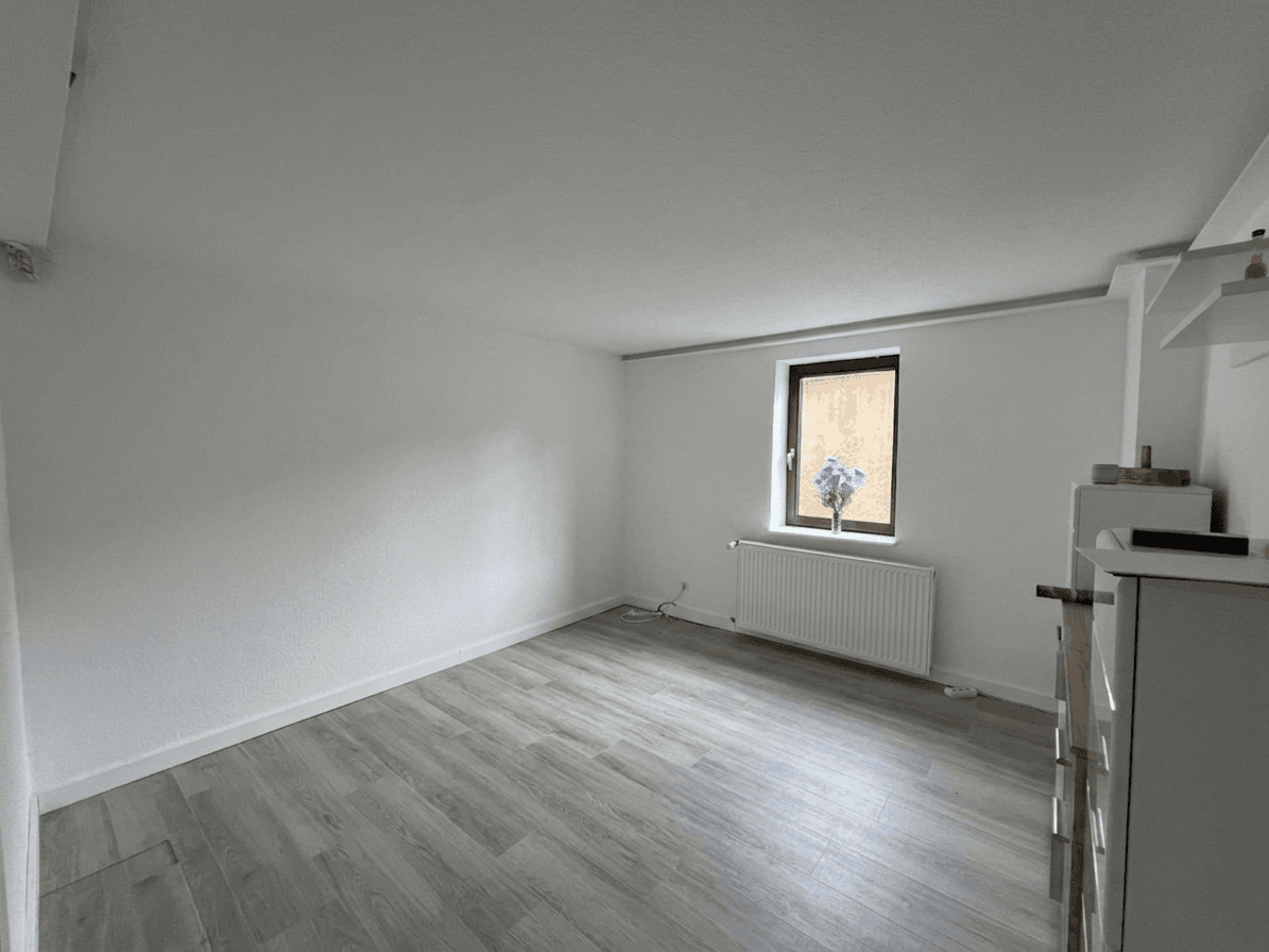 Prenájom bytu 4-izbový 117 m², Sülzetal, Sasko-Anhaltsko Prenájom bytu 4-izbový 117 m², Sülzetal, Sasko-Anhaltsko
