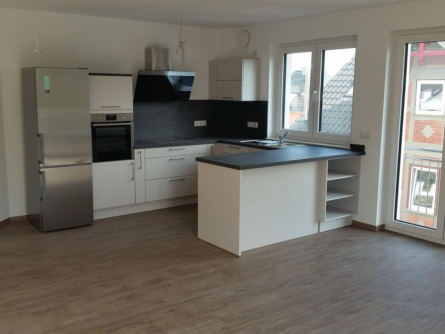 Prenájom bytu 3-izbový 102 m², Harleshäuser Straße 133, Kassel, Hesensko Prenájom bytu 3-izbový 102 m², Harleshäuser Straße 133, Kassel, Hesensko