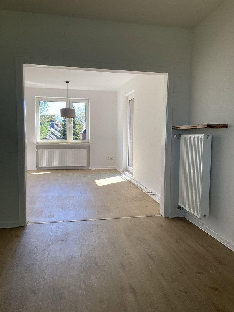 Prenájom bytu 3-izbový 80 m², Bremen, Brémy Prenájom bytu 3-izbový 80 m², Bremen, Brémy