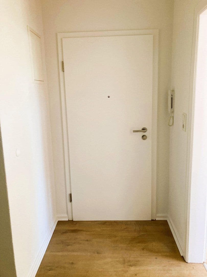 Prenájom bytu 3-izbový 80 m², Bremen, Brémy Prenájom bytu 3-izbový 80 m², Bremen, Brémy