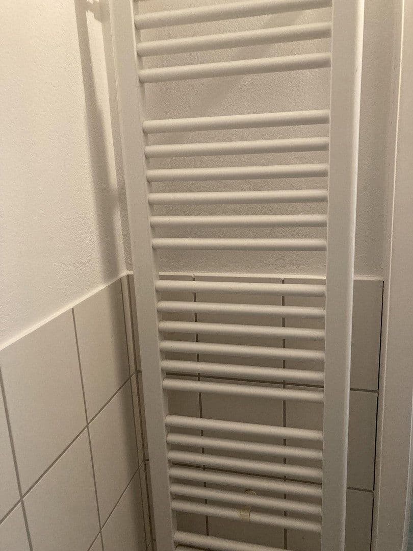Prenájom bytu 3-izbový 80 m², Bremen, Brémy Prenájom bytu 3-izbový 80 m², Bremen, Brémy