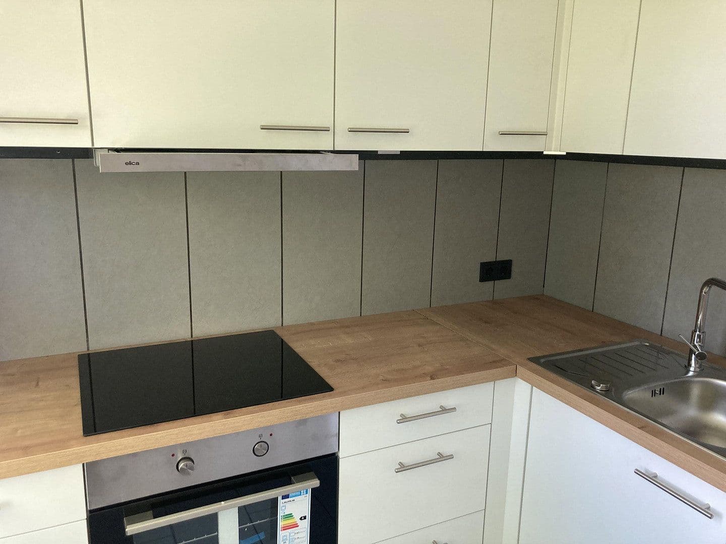 Prenájom bytu 3-izbový 80 m², Bremen, Brémy Prenájom bytu 3-izbový 80 m², Bremen, Brémy