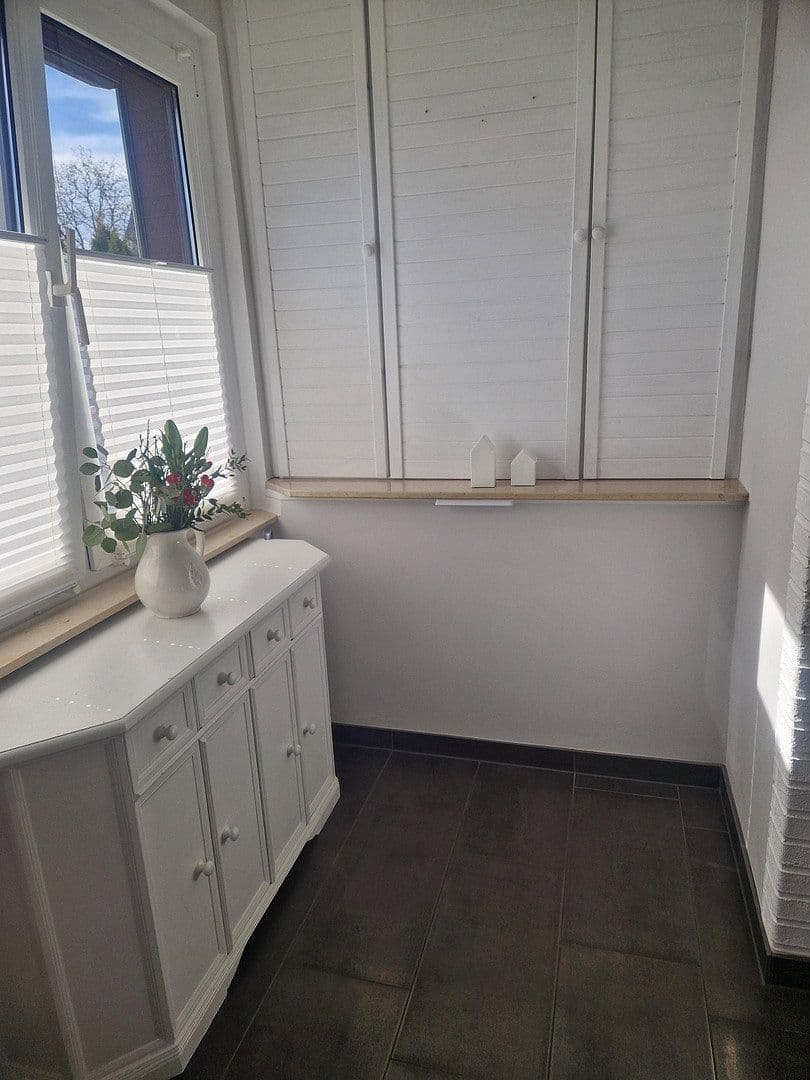 Predaj domu 122 m², pozemek 656 m², Hohe Börde, Sasko-Anhaltsko Predaj domu 122 m², pozemek 656 m², Hohe Börde, Sasko-Anhaltsko