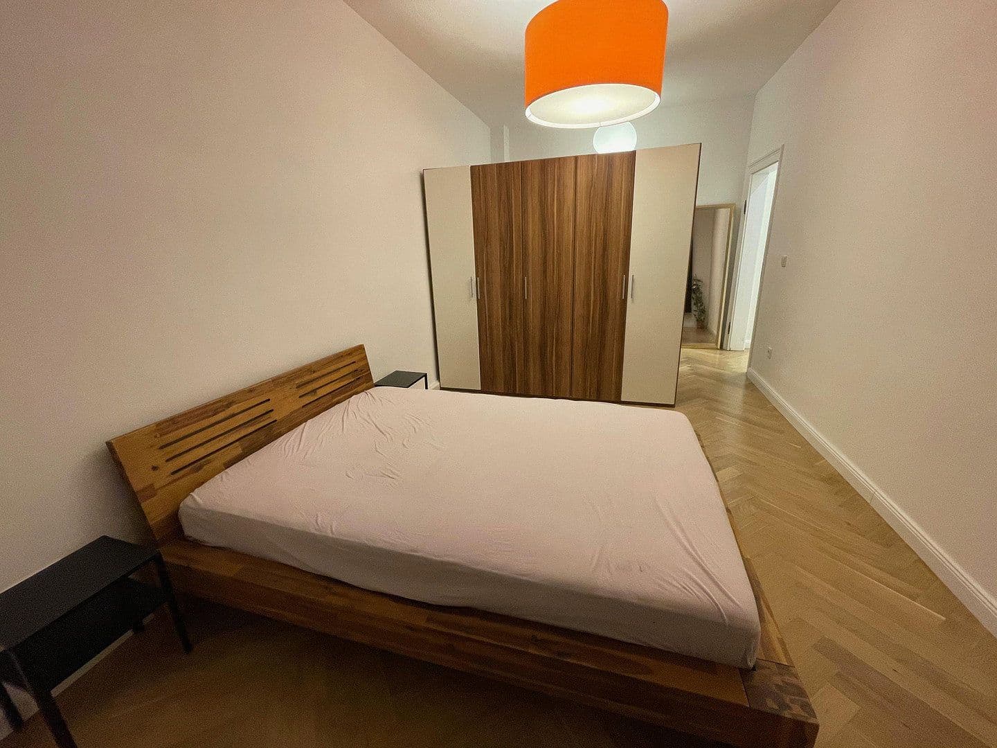 Prenájom bytu 2-izbový 62 m², München, Bavorsko Prenájom bytu 2-izbový 62 m², München, Bavorsko