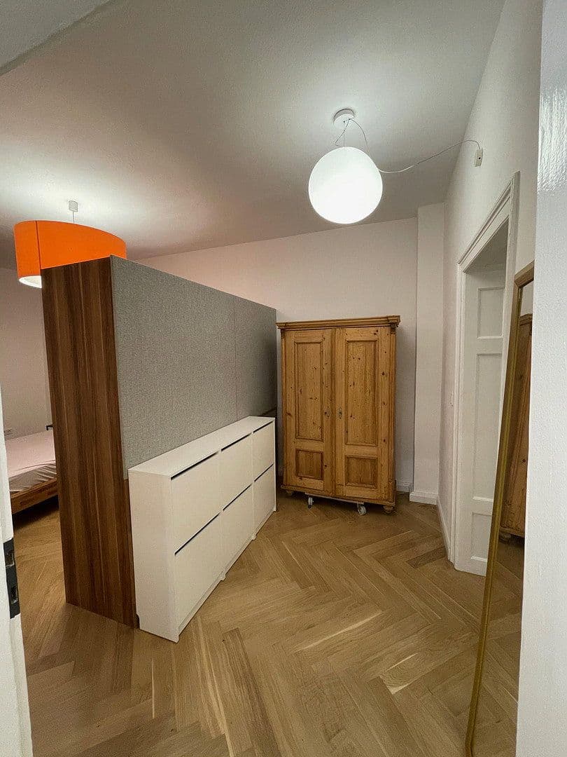 Prenájom bytu 2-izbový 62 m², München, Bavorsko Prenájom bytu 2-izbový 62 m², München, Bavorsko