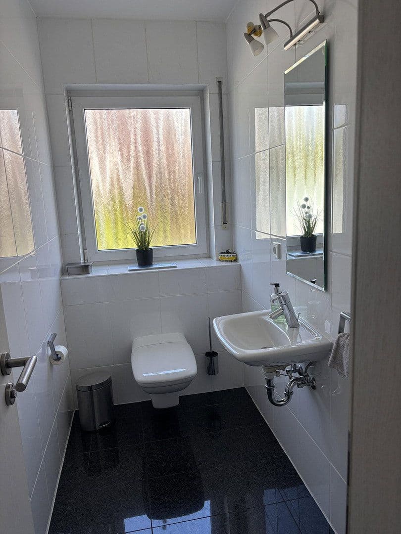 Predaj domu 115 m², pozemek 208 m², Magdeburg, Sasko-Anhaltsko Predaj domu 115 m², pozemek 208 m², Magdeburg, Sasko-Anhaltsko