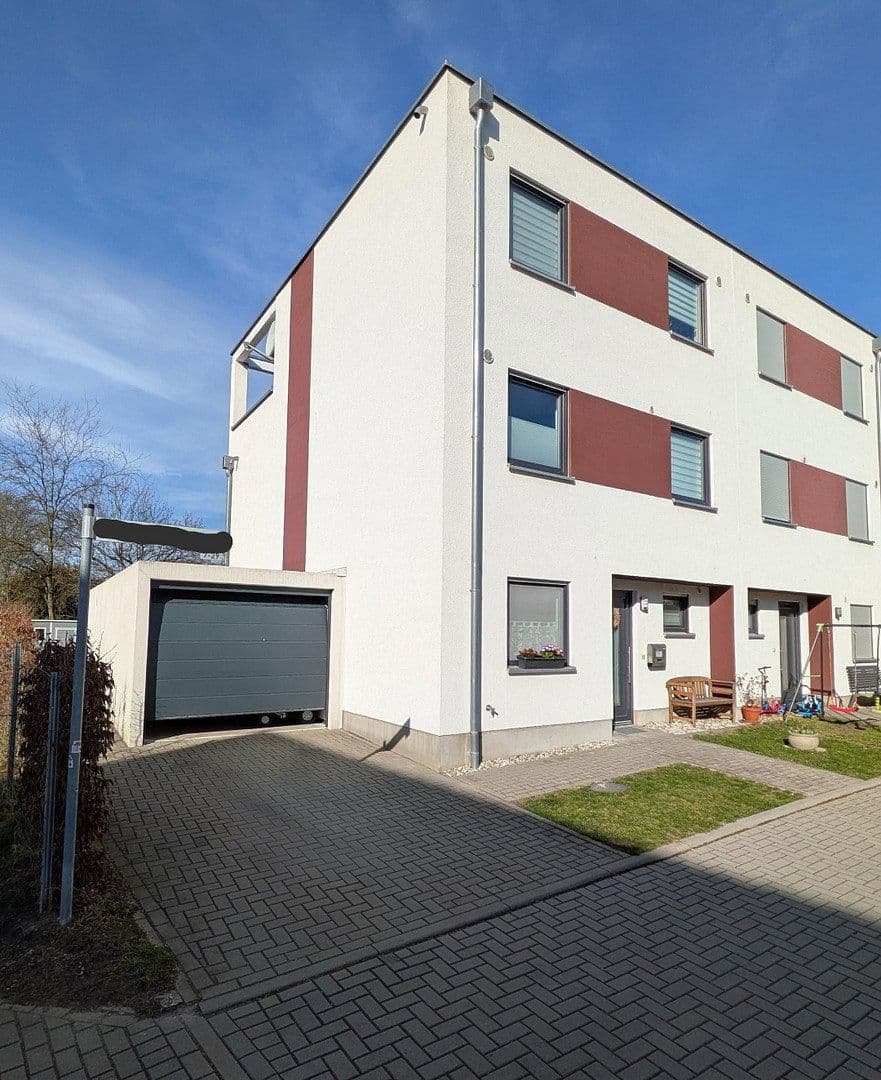 Predaj domu 135 m², pozemek 294 m², Delitzsch, Sasko Predaj domu 135 m², pozemek 294 m², Delitzsch, Sasko