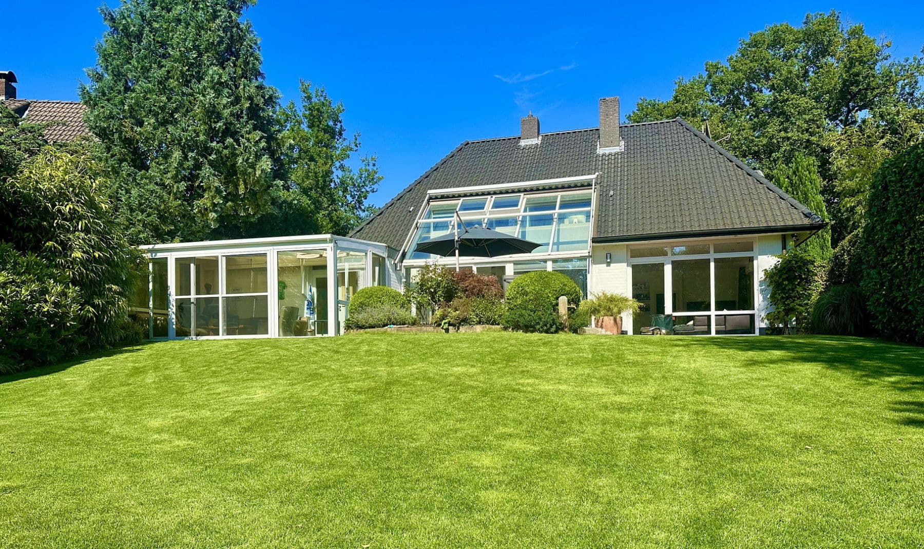 Predaj domu 174 m², pozemek 789 m², Lüninghauser Str. 111, Lilienthal, Dolné Sasko Predaj domu 174 m², pozemek 789 m², Lüninghauser Str. 111, Lilienthal, Dolné Sasko