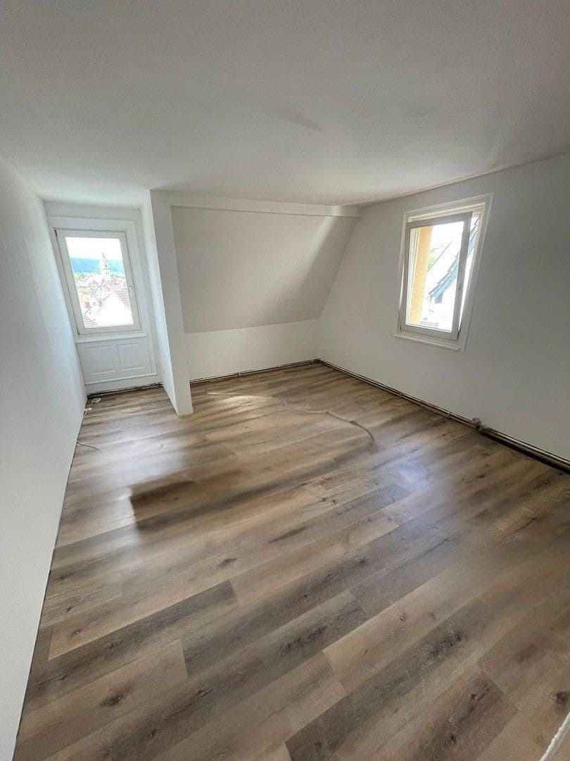Prenájom bytu 3-izbový 70 m², Tuttlingen, Bádensko-Wurttembersko Prenájom bytu 3-izbový 70 m², Tuttlingen, Bádensko-Wurttembersko