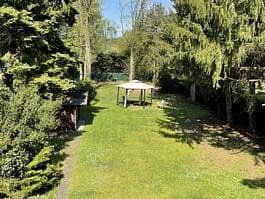 Predaj domu 220 m², pozemek 2.070 m², Mutzer Strasse, Bergisch Gladbach, Severné Porýnie - Westfálsko Predaj domu 220 m², pozemek 2.070 m², Mutzer Strasse, Bergisch Gladbach, Severné Porýnie - Westfálsko