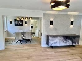 Predaj domu 220 m², pozemek 2.070 m², Mutzer Strasse, Bergisch Gladbach, Severné Porýnie - Westfálsko Predaj domu 220 m², pozemek 2.070 m², Mutzer Strasse, Bergisch Gladbach, Severné Porýnie - Westfálsko