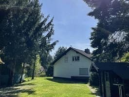 Predaj domu 220 m², pozemek 2.070 m², Mutzer Strasse, Bergisch Gladbach, Severné Porýnie - Westfálsko Predaj domu 220 m², pozemek 2.070 m², Mutzer Strasse, Bergisch Gladbach, Severné Porýnie - Westfálsko