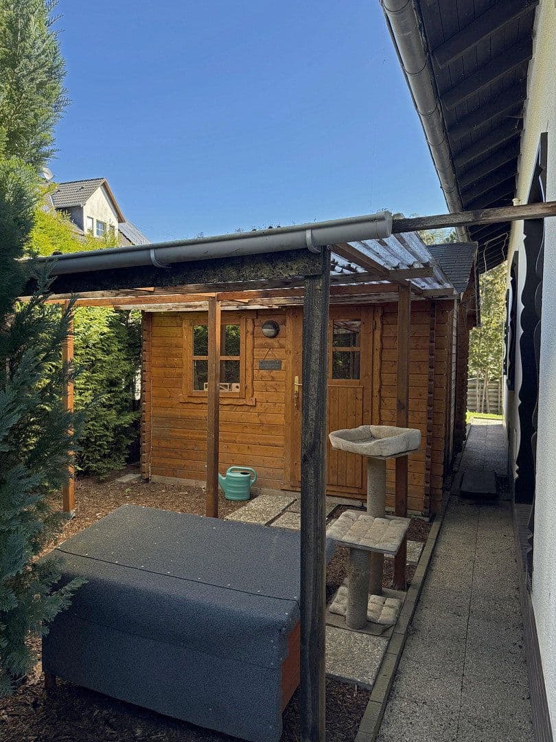 Predaj domu 215 m², pozemek 768 m², Mörsdorf, Porýnie-Falcko Predaj domu 215 m², pozemek 768 m², Mörsdorf, Porýnie-Falcko