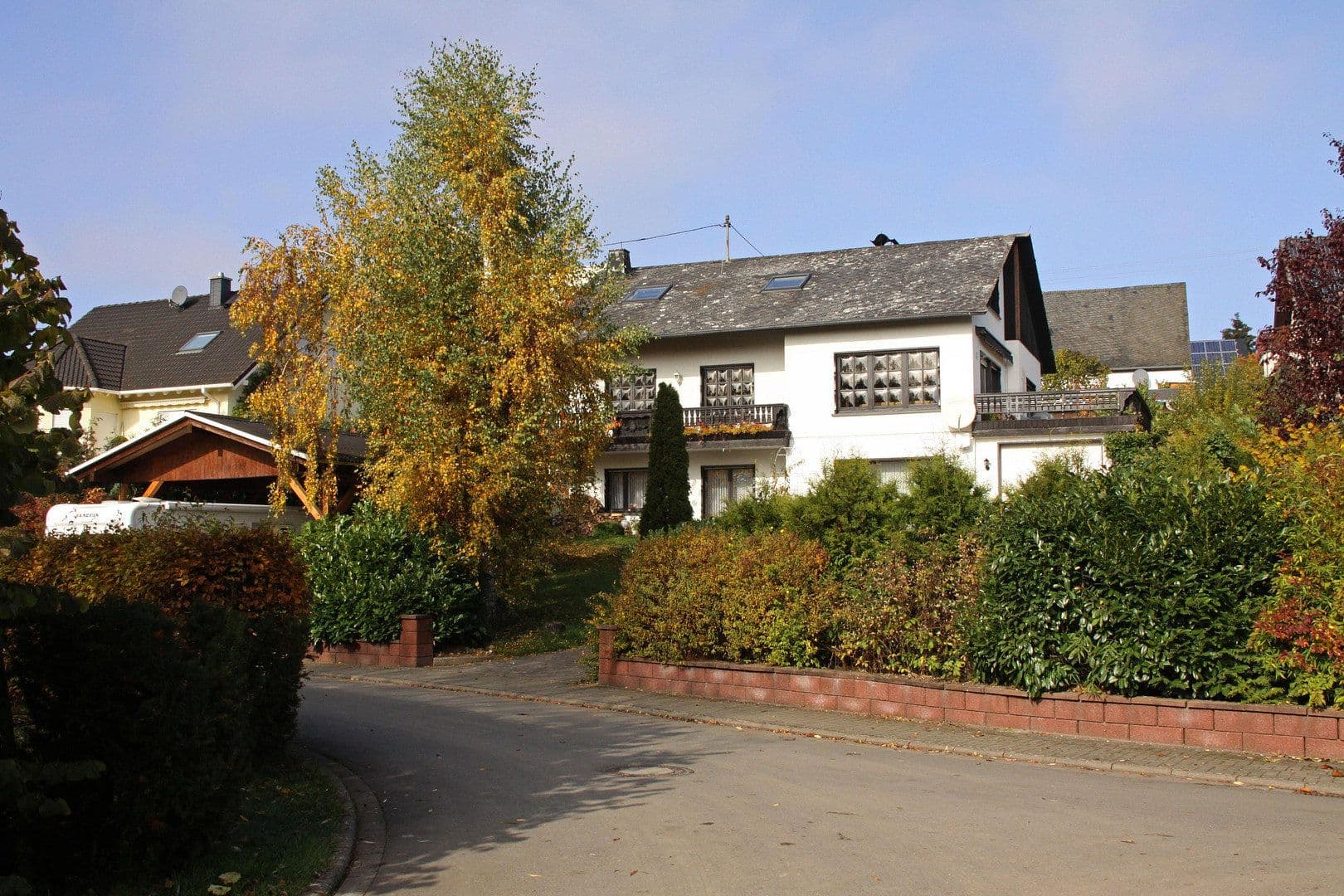 Predaj domu 215 m², pozemek 768 m², Mörsdorf, Porýnie-Falcko Predaj domu 215 m², pozemek 768 m², Mörsdorf, Porýnie-Falcko