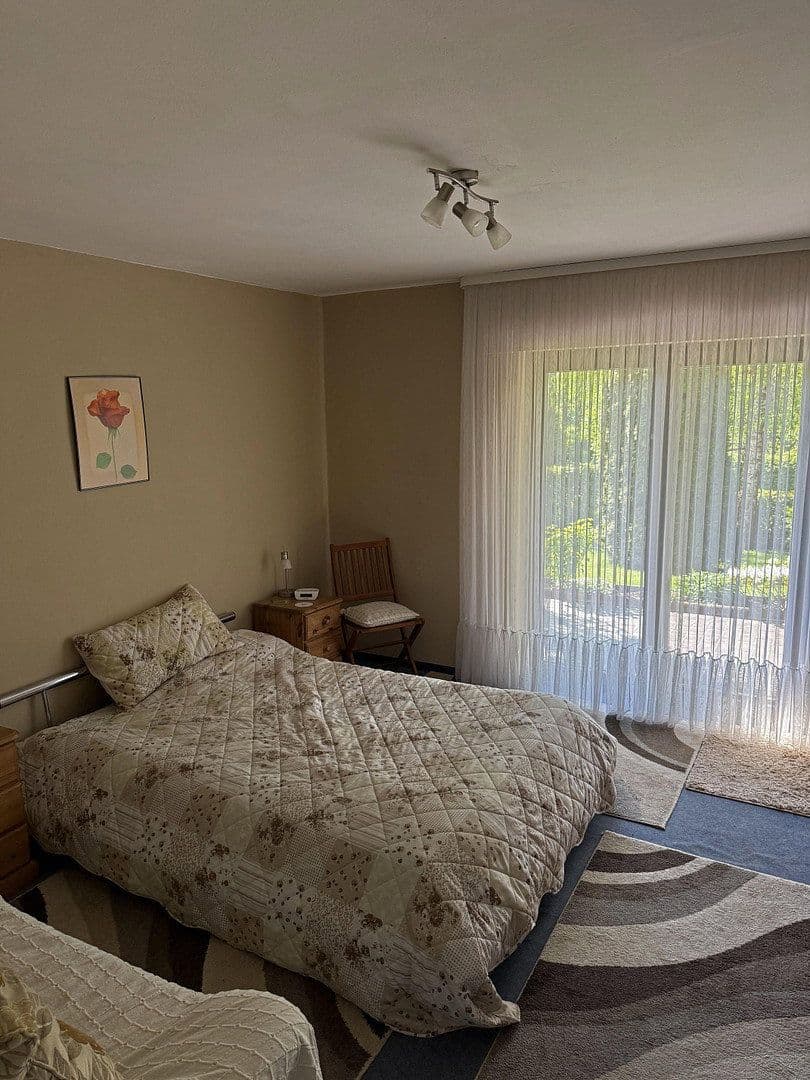 Predaj domu 215 m², pozemek 768 m², Mörsdorf, Porýnie-Falcko Predaj domu 215 m², pozemek 768 m², Mörsdorf, Porýnie-Falcko
