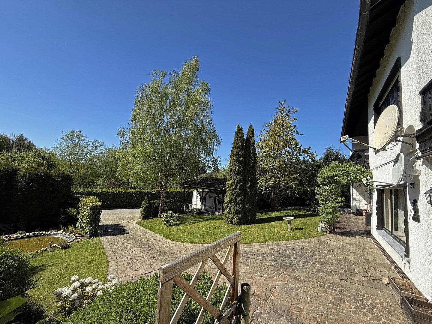 Predaj domu 215 m², pozemek 768 m², Mörsdorf, Porýnie-Falcko Predaj domu 215 m², pozemek 768 m², Mörsdorf, Porýnie-Falcko