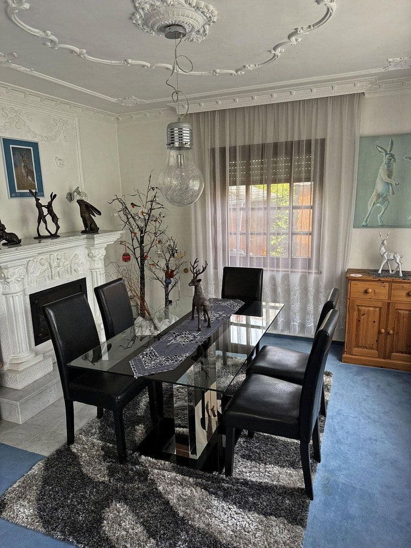 Predaj domu 215 m², pozemek 768 m², Mörsdorf, Porýnie-Falcko Predaj domu 215 m², pozemek 768 m², Mörsdorf, Porýnie-Falcko