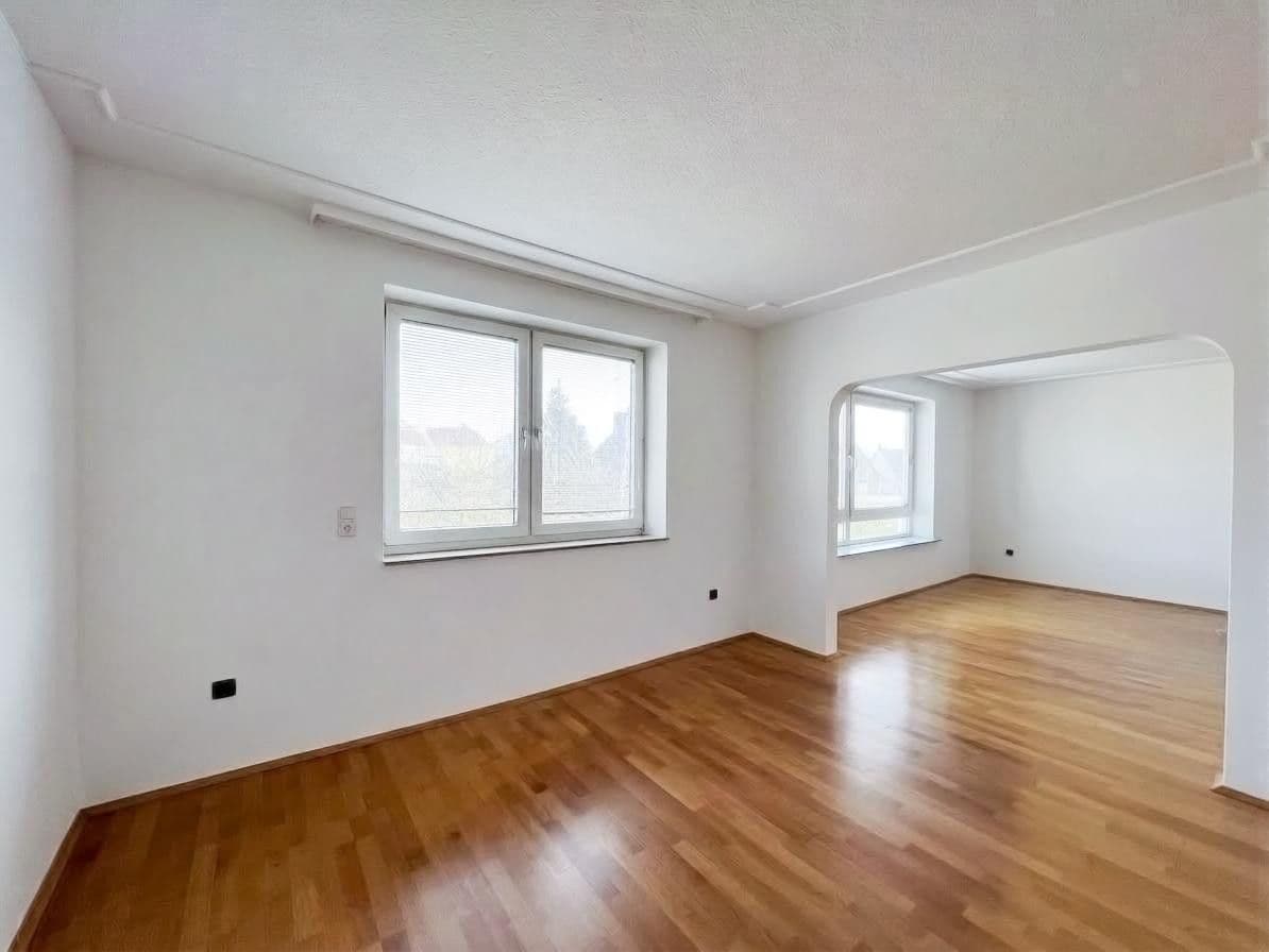 Predaj domu 192 m², pozemek 440 m², Fuldabrück, Hesensko Predaj domu 192 m², pozemek 440 m², Fuldabrück, Hesensko