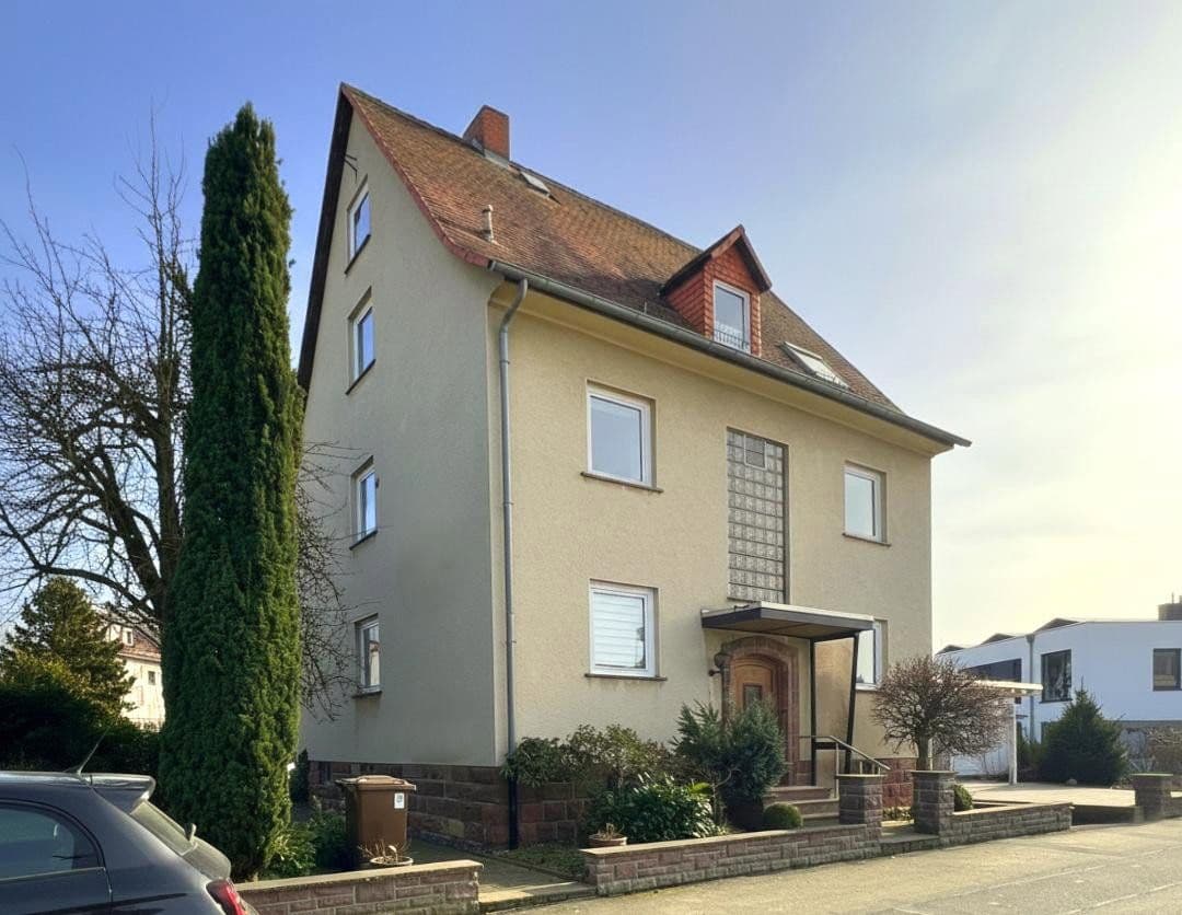 Predaj domu 192 m², pozemek 440 m², Fuldabrück, Hesensko Predaj domu 192 m², pozemek 440 m², Fuldabrück, Hesensko
