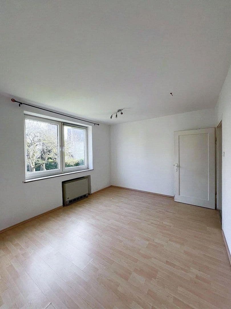Predaj domu 192 m², pozemek 440 m², Fuldabrück, Hesensko Predaj domu 192 m², pozemek 440 m², Fuldabrück, Hesensko