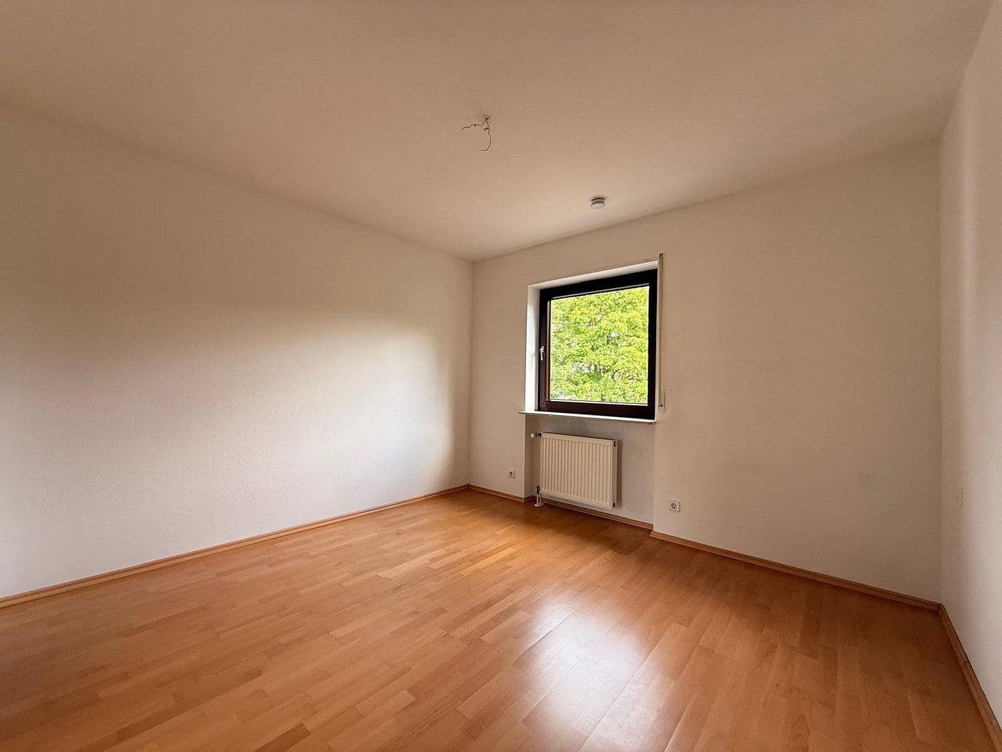Prenájom bytu 3-izbový 70 m², Nordbahnstr. 99, Kaiserslautern, Porýnie-Falcko Prenájom bytu 3-izbový 70 m², Nordbahnstr. 99, Kaiserslautern, Porýnie-Falcko