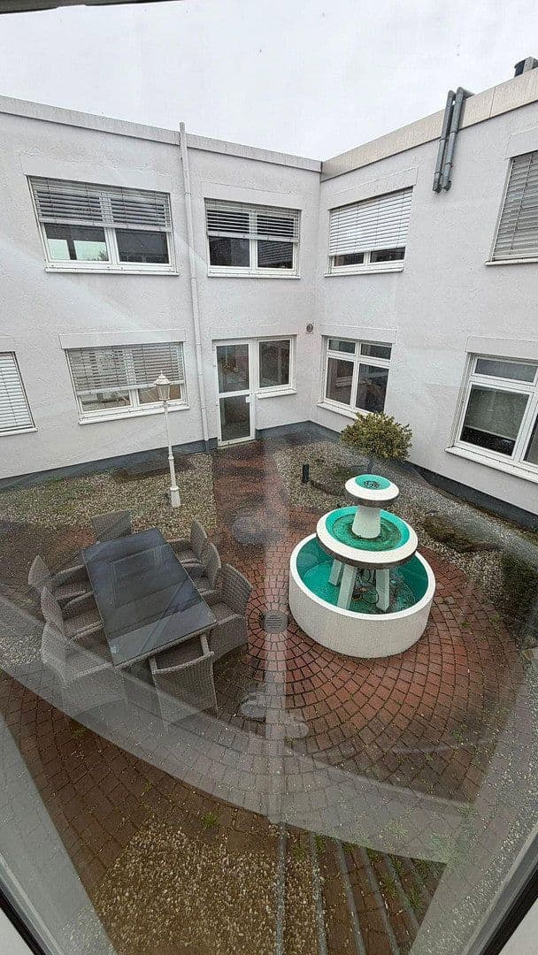 Prenájom kancelárie 932 m², Fußgönheim, Porýnie-Falcko Prenájom kancelárie 932 m², Fußgönheim, Porýnie-Falcko
