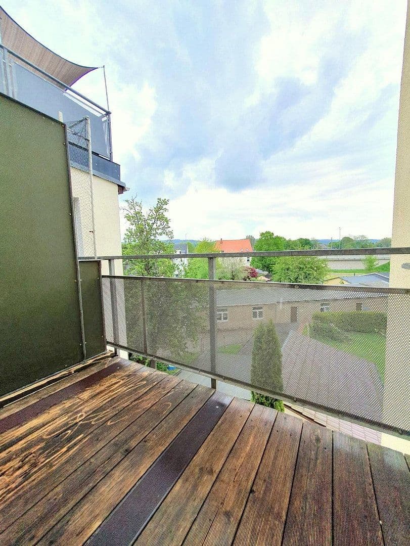 Prenájom bytu 5-izbový 143 m², Augustusburger Straße 54, Flöha, Sasko Prenájom bytu 5-izbový 143 m², Augustusburger Straße 54, Flöha, Sasko