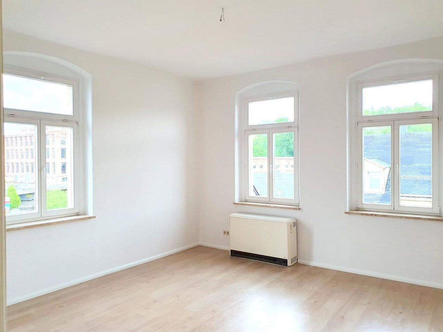 Prenájom bytu 5-izbový 143 m², Augustusburger Straße 54, Flöha, Sasko Prenájom bytu 5-izbový 143 m², Augustusburger Straße 54, Flöha, Sasko