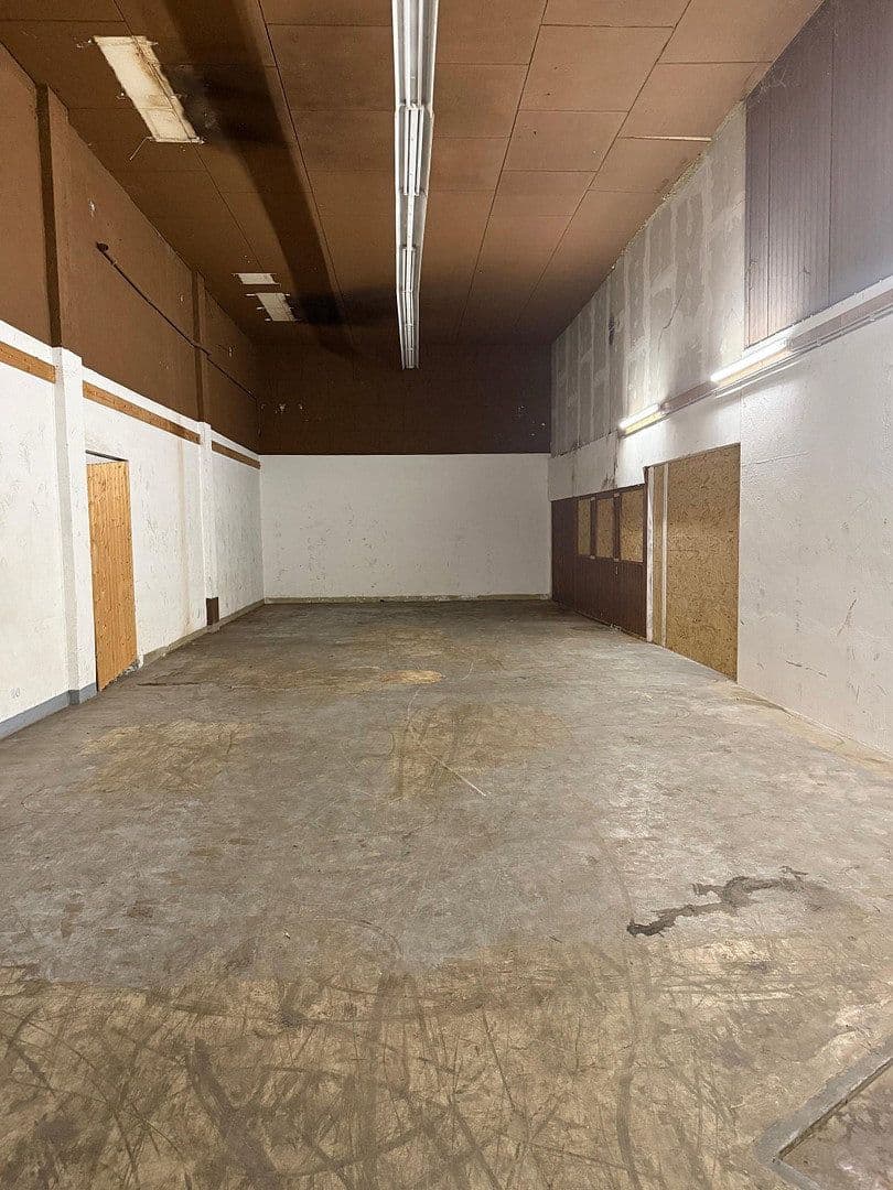 Prenájom nebytového priestoru 115 m², Friedhofstraße 14, Klingenberg am Main, Bavorsko Prenájom nebytového priestoru 115 m², Friedhofstraße 14, Klingenberg am Main, Bavorsko