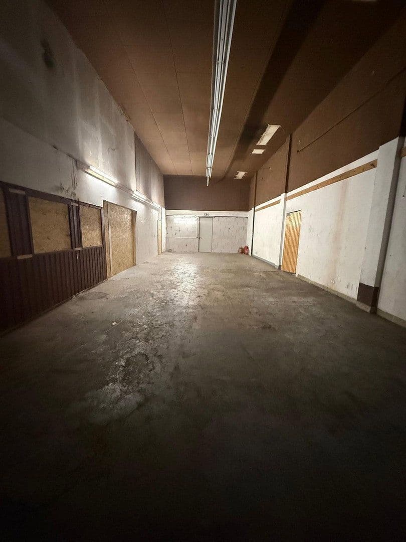 Prenájom nebytového priestoru 115 m², Friedhofstraße 14, Klingenberg am Main, Bavorsko Prenájom nebytového priestoru 115 m², Friedhofstraße 14, Klingenberg am Main, Bavorsko