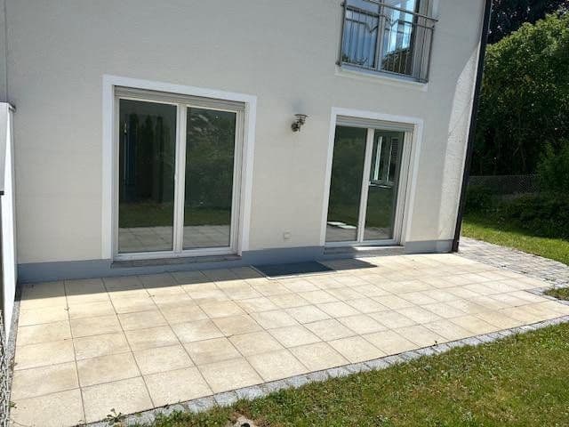Predaj domu 150 m², pozemek 291 m², Brunnenstraße 2, Ottenhofen, Bavorsko Predaj domu 150 m², pozemek 291 m², Brunnenstraße 2, Ottenhofen, Bavorsko