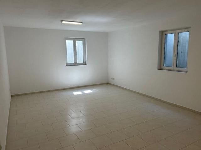 Predaj domu 150 m², pozemek 291 m², Brunnenstraße 2, Ottenhofen, Bavorsko Predaj domu 150 m², pozemek 291 m², Brunnenstraße 2, Ottenhofen, Bavorsko