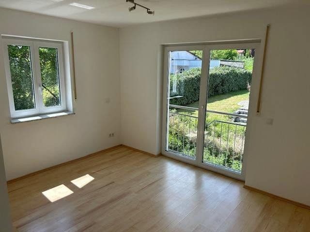 Predaj domu 150 m², pozemek 291 m², Brunnenstraße 2, Ottenhofen, Bavorsko Predaj domu 150 m², pozemek 291 m², Brunnenstraße 2, Ottenhofen, Bavorsko