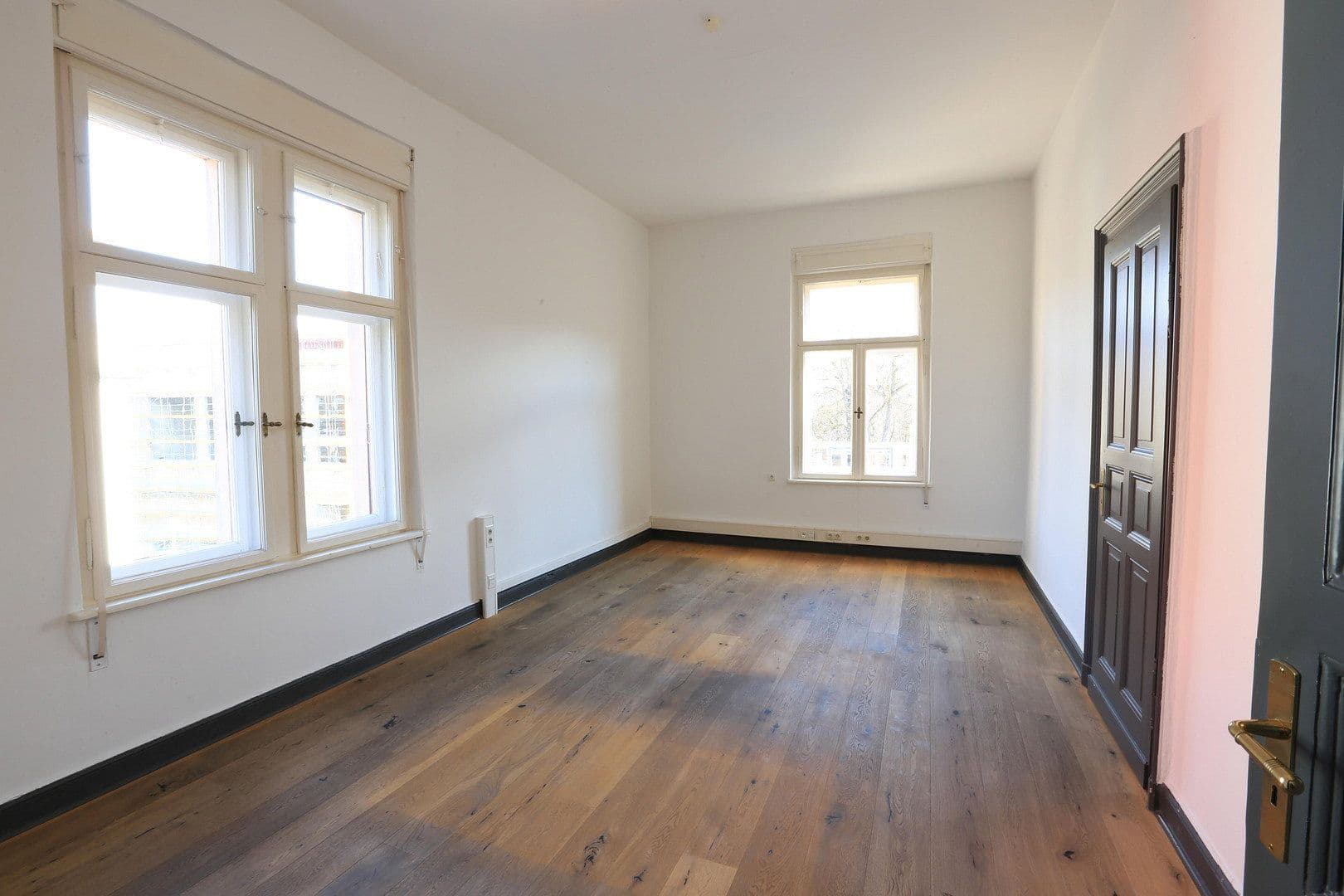 Prenájom kancelárie 321 m², Augsburg, Bavorsko Prenájom kancelárie 321 m², Augsburg, Bavorsko