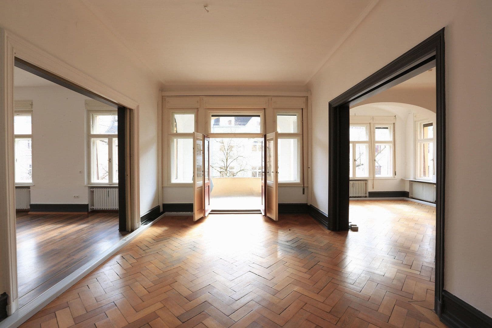 Prenájom kancelárie 321 m², Augsburg, Bavorsko Prenájom kancelárie 321 m², Augsburg, Bavorsko