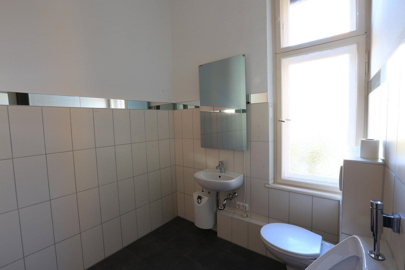 Prenájom kancelárie 321 m², Augsburg, Bavorsko Prenájom kancelárie 321 m², Augsburg, Bavorsko