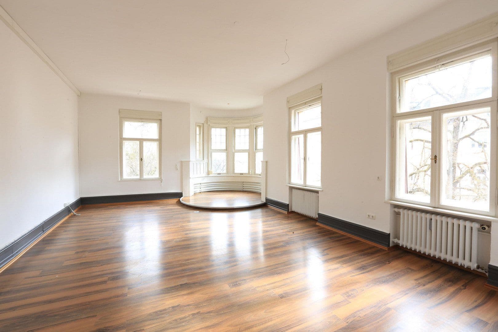 Prenájom kancelárie 321 m², Augsburg, Bavorsko Prenájom kancelárie 321 m², Augsburg, Bavorsko