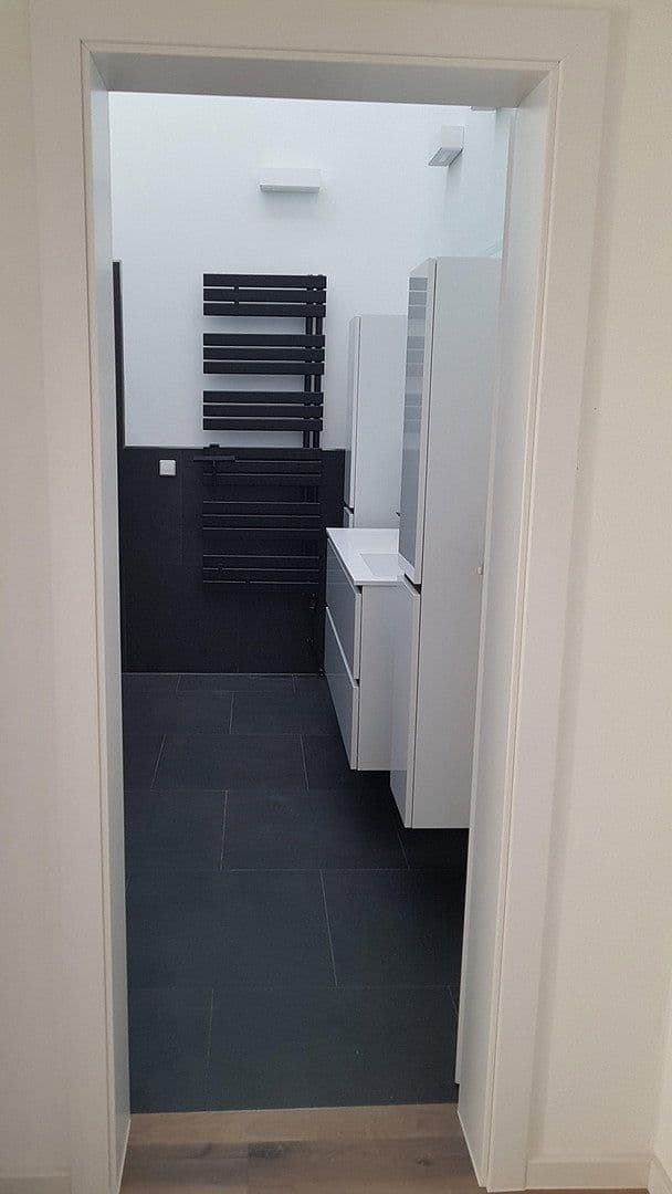 Prenájom bytu 4-izbový 100 m², Oelsnitzer Str. 19, Hof, Bavorsko Prenájom bytu 4-izbový 100 m², Oelsnitzer Str. 19, Hof, Bavorsko