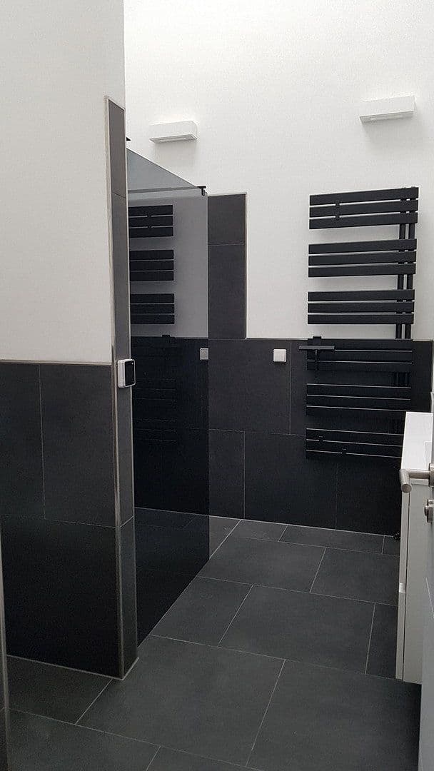 Prenájom bytu 4-izbový 100 m², Oelsnitzer Str. 19, Hof, Bavorsko Prenájom bytu 4-izbový 100 m², Oelsnitzer Str. 19, Hof, Bavorsko