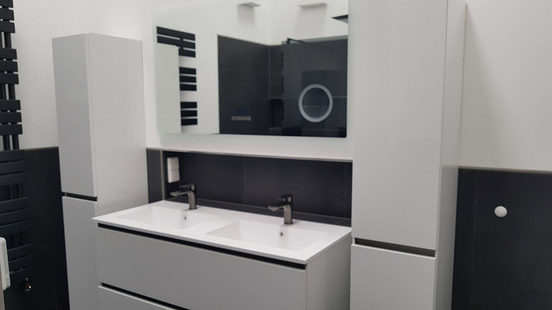 Prenájom bytu 4-izbový 100 m², Oelsnitzer Str. 19, Hof, Bavorsko Prenájom bytu 4-izbový 100 m², Oelsnitzer Str. 19, Hof, Bavorsko