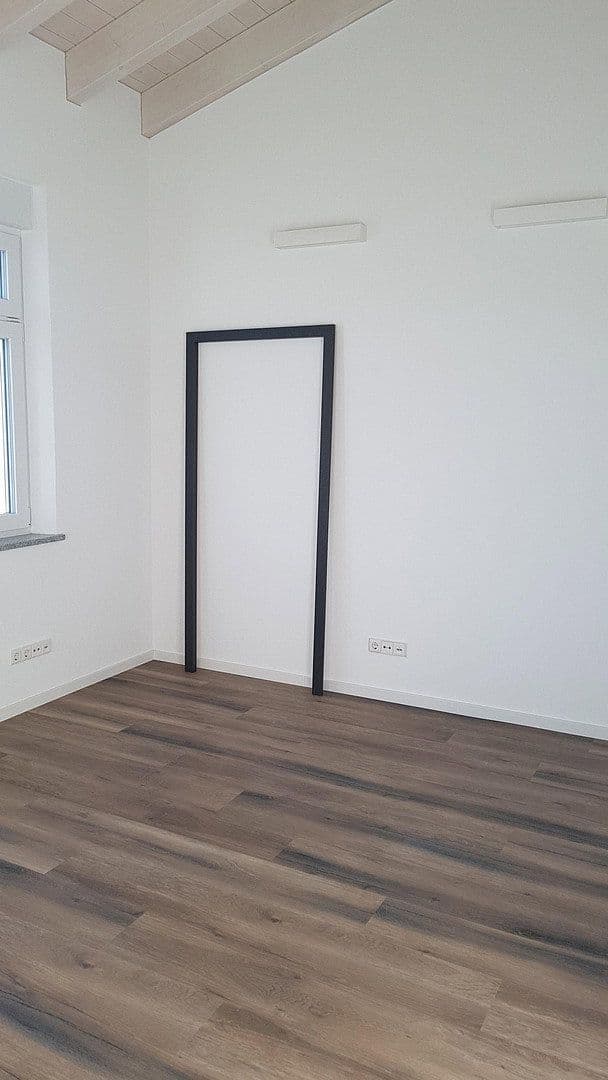 Prenájom bytu 4-izbový 100 m², Oelsnitzer Str. 19, Hof, Bavorsko Prenájom bytu 4-izbový 100 m², Oelsnitzer Str. 19, Hof, Bavorsko
