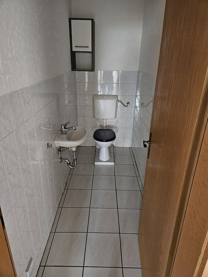 Prenájom bytu 3-izbový 97 m², Ingelheim am Rhein, Porýnie-Falcko Prenájom bytu 3-izbový 97 m², Ingelheim am Rhein, Porýnie-Falcko