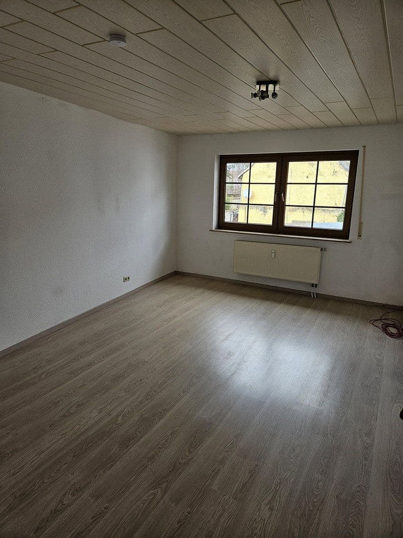 Prenájom bytu 3-izbový 97 m², Ingelheim am Rhein, Porýnie-Falcko Prenájom bytu 3-izbový 97 m², Ingelheim am Rhein, Porýnie-Falcko