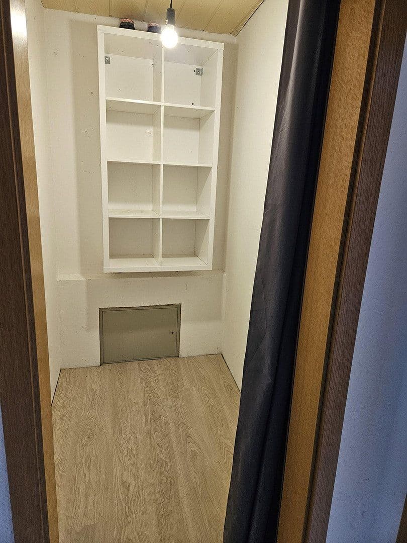 Prenájom bytu 3-izbový 97 m², Ingelheim am Rhein, Porýnie-Falcko Prenájom bytu 3-izbový 97 m², Ingelheim am Rhein, Porýnie-Falcko