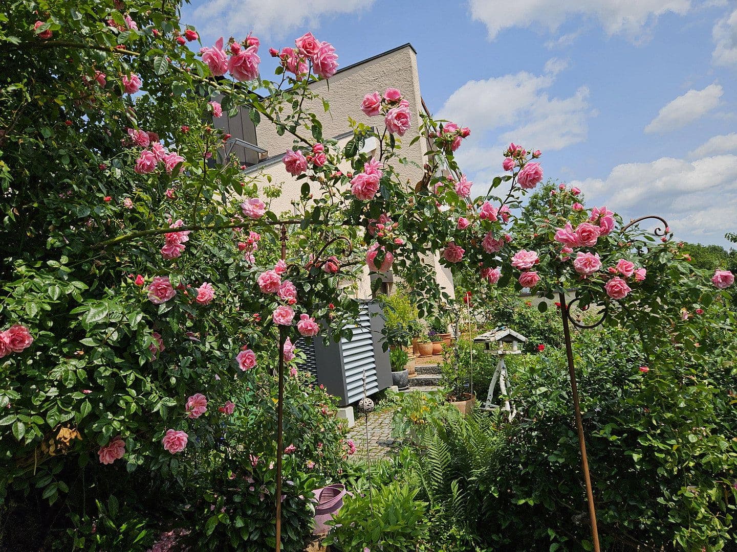 Predaj domu 290 m², pozemek 2.800 m², Pfarrkirchen, Bavorsko Predaj domu 290 m², pozemek 2.800 m², Pfarrkirchen, Bavorsko