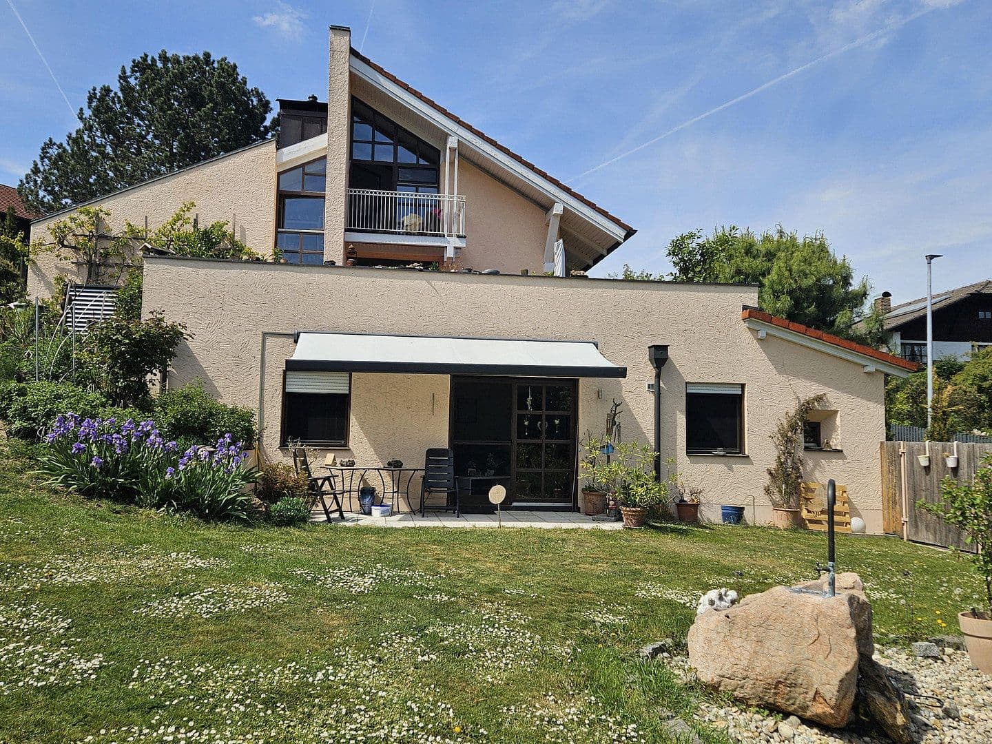 Predaj domu 290 m², pozemek 2.800 m², Pfarrkirchen, Bavorsko Predaj domu 290 m², pozemek 2.800 m², Pfarrkirchen, Bavorsko