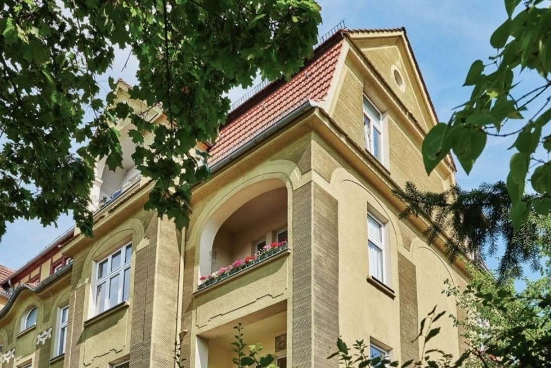 Predaj bytu 4-izbový 108 m², Unter den Eichen 94b, Berlin, Berlín Predaj bytu 4-izbový 108 m², Unter den Eichen 94b, Berlin, Berlín