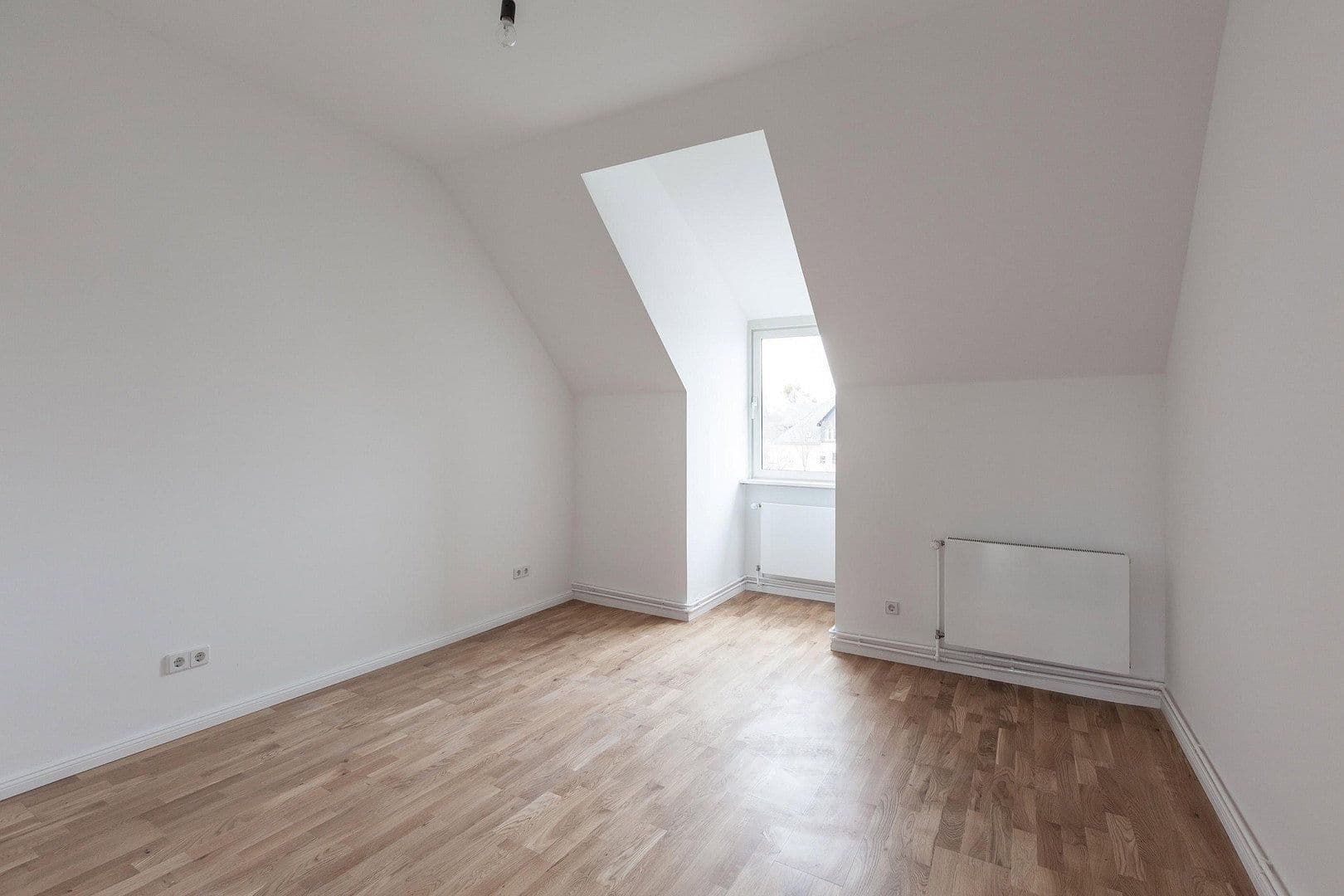 Predaj bytu 4-izbový 108 m², Unter den Eichen 94b, Berlin, Berlín Predaj bytu 4-izbový 108 m², Unter den Eichen 94b, Berlin, Berlín