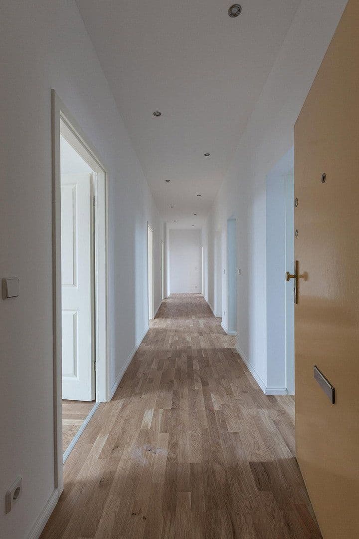 Predaj bytu 4-izbový 108 m², Unter den Eichen 94b, Berlin, Berlín Predaj bytu 4-izbový 108 m², Unter den Eichen 94b, Berlin, Berlín