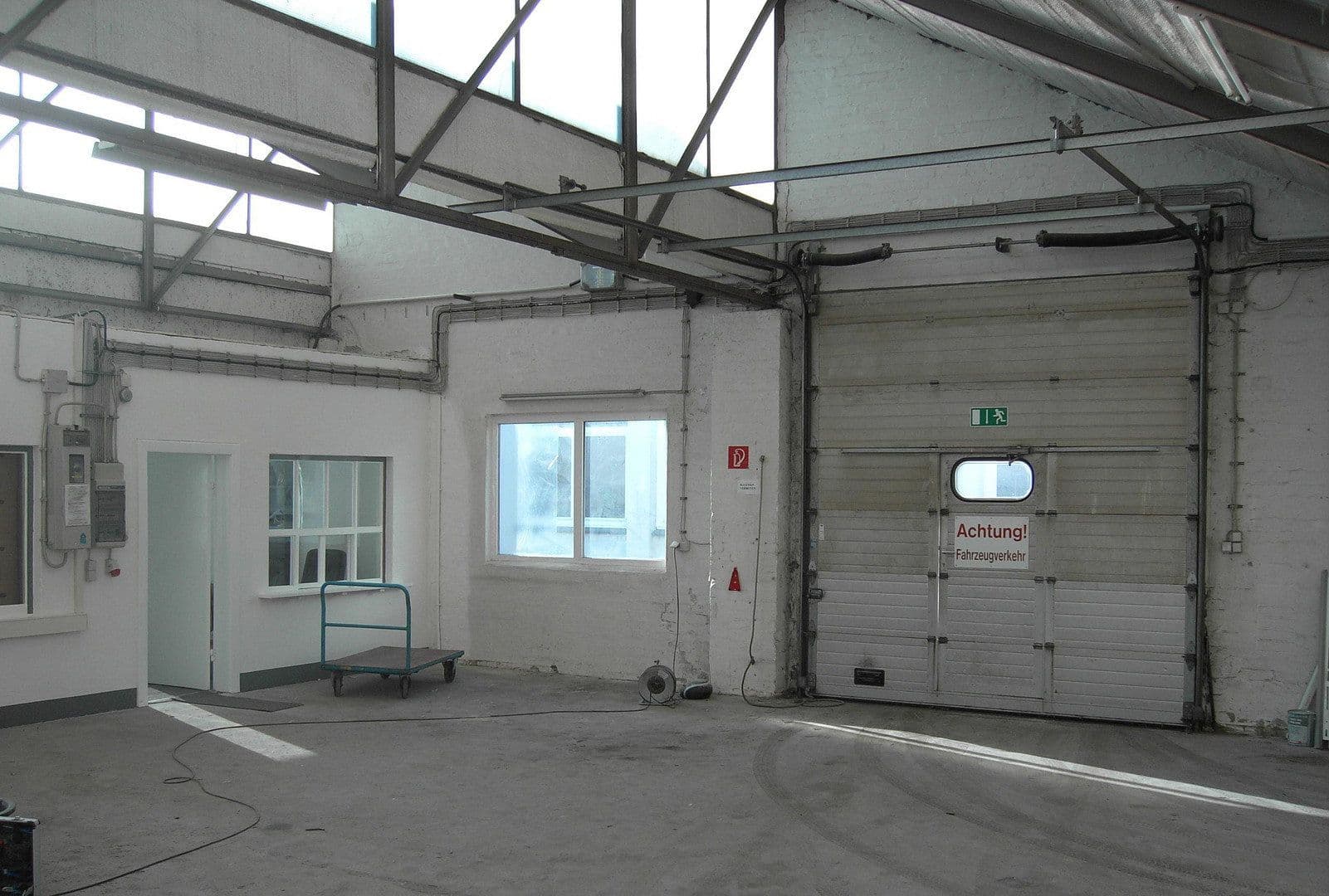 Prenájom nebytového priestoru 500 m², Pinneberg, Šlezvicko-Holštajnsko Prenájom nebytového priestoru 500 m², Pinneberg, Šlezvicko-Holštajnsko